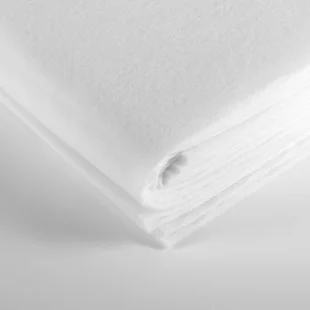 ordentlich zusammengefaltete Teppichunterlage - ordentlich zusammengefaltete Teppichunterlage